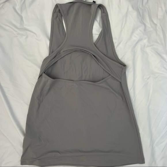 Grey Gymshark tank top - Picture 2 of 2